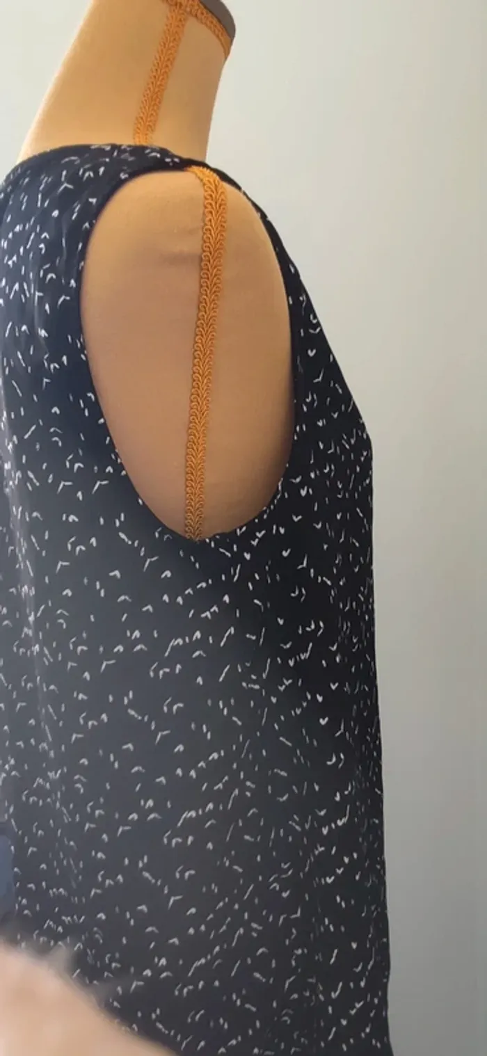 Blouse fluide polyester - photo numéro 3