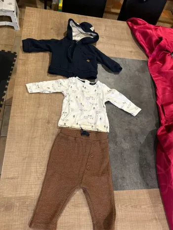 Ensemble bebe