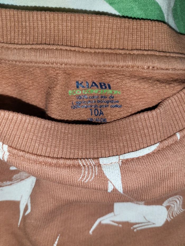 Lot 4 sweats 10 ans - photo numéro 8