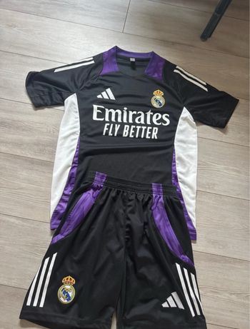 Ensemble football enfant Real Madrid noir et violet – Saison 2022/2023