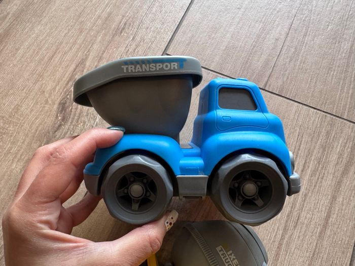 Lot 2 camions 1-2 ans bétonnière et camion-benne - photo numéro 7