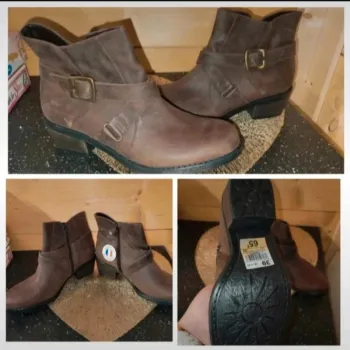 Boots en cuir neuve 39