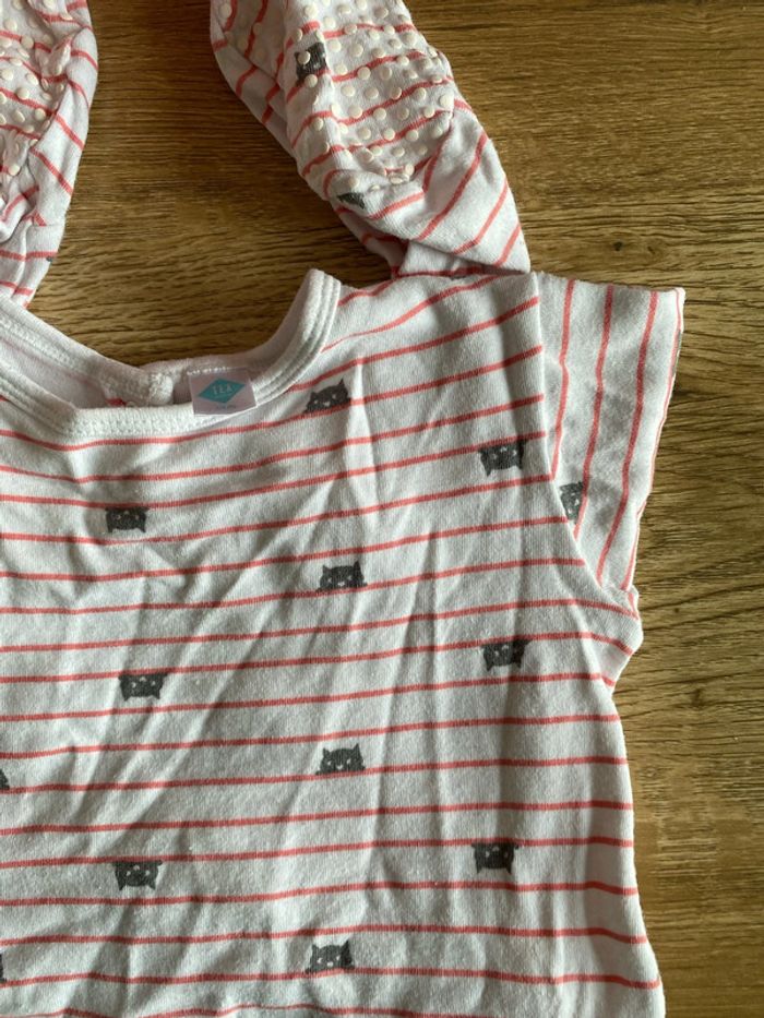Pyjama une pièce taille 18 mois - photo numéro 3