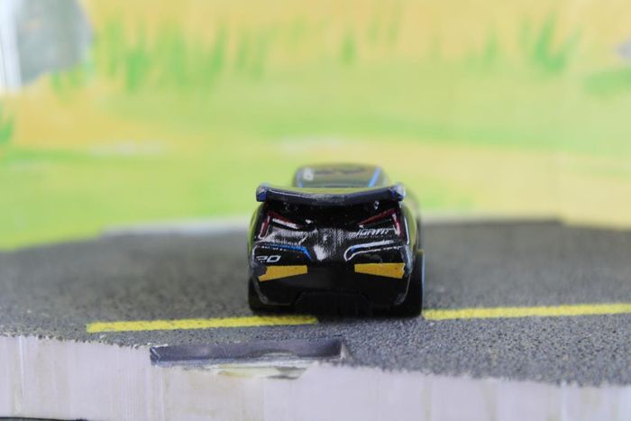 Disney Pixar mini racer Jackson Storm - photo numéro 4