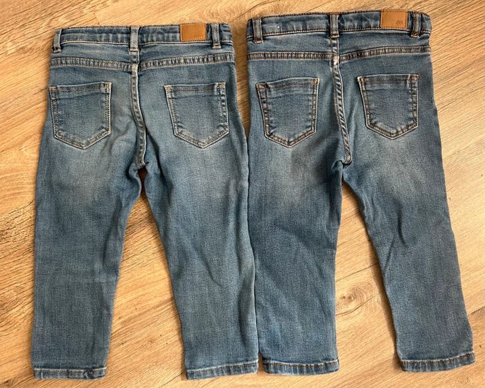 Lot jeans Zara 18/24 mois - photo numéro 2