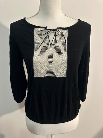 Blouse brodée sequins noire et blanche Agathe Velmont T1 36 S