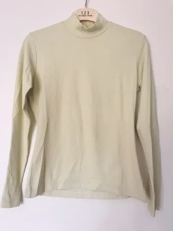 Tee shirt manche longue vert amande 123