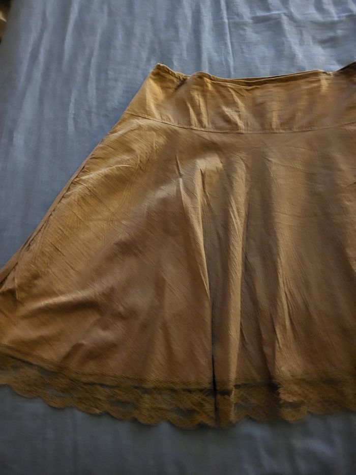 Jupe beige t 44 non porte - photo numéro 9