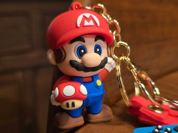 Porte-clés Super Mario + manette Switch