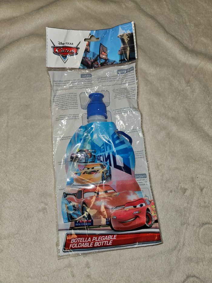 Gourde pliable disney cars disneyland paris disney store