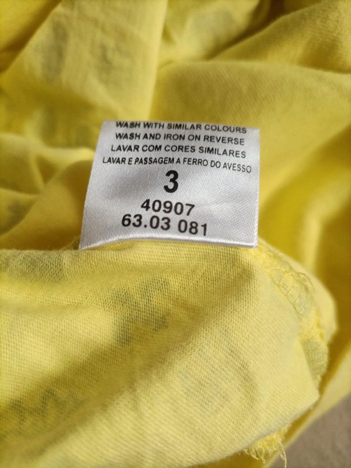 Top jaune Taille 3 - photo numéro 4