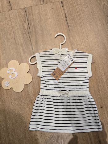 Robe bébé neuve
