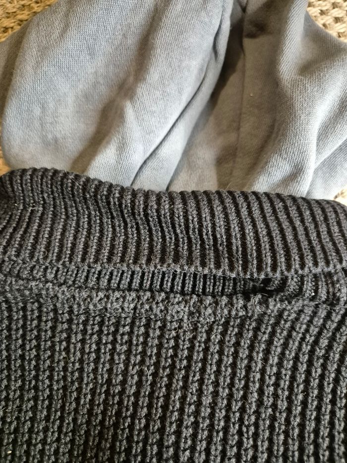 Gilet doublé avec capuche noir et gris - 3 ans - photo numéro 7