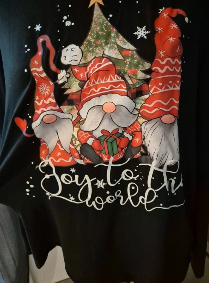 Joli tee-shirt "joie dans le monde" Taille M - photo numéro 2