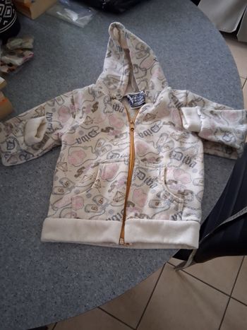 Veste capuches beige imprimé " T - 4 ans"