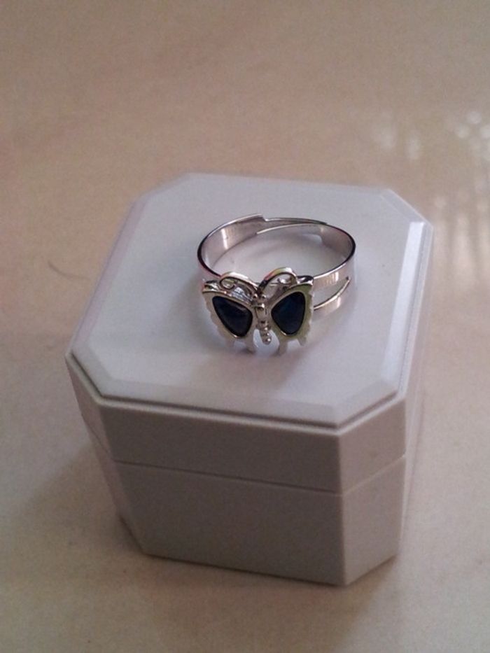 bague papillon pour petite fille