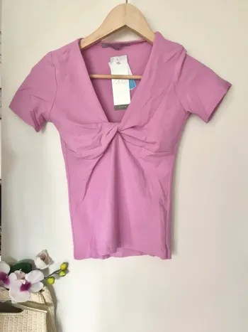 Tee shirt rose lilas Neuf avec étiquette