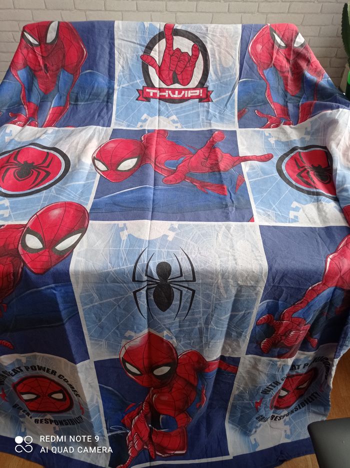 Parure housse couette + taie oreiller spiderman 1 personne - photo numéro 5