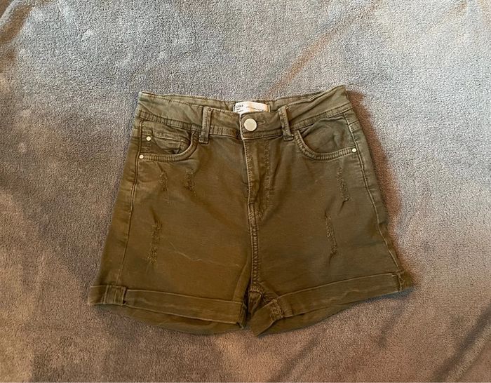 Short kaki