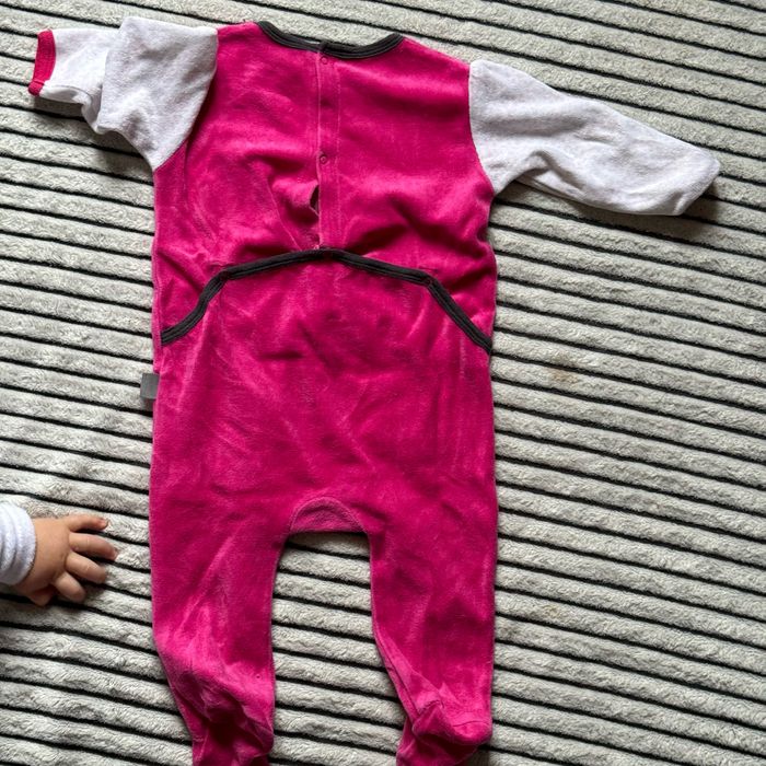 Pyjama 6 mois - photo numéro 4