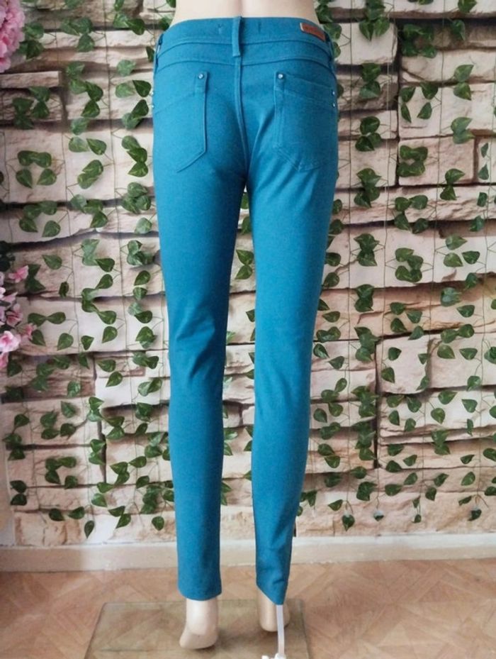 🌸Pantalon skinny Bleu canard Miss Ok Taille 38🌸 - photo numéro 3