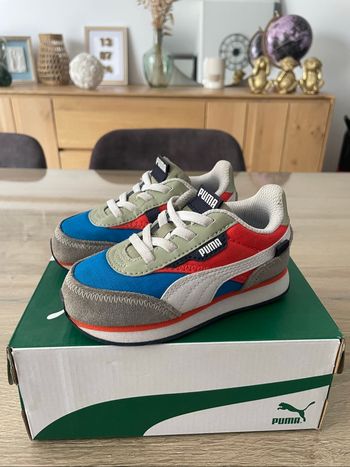 Baskets Puma garçon pointure 23