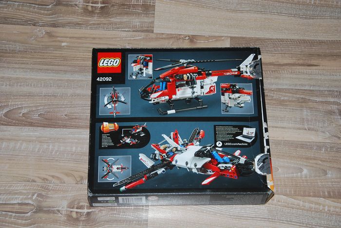 LEGO Technic 42092 L'hélicoptère de secours - photo numéro 2