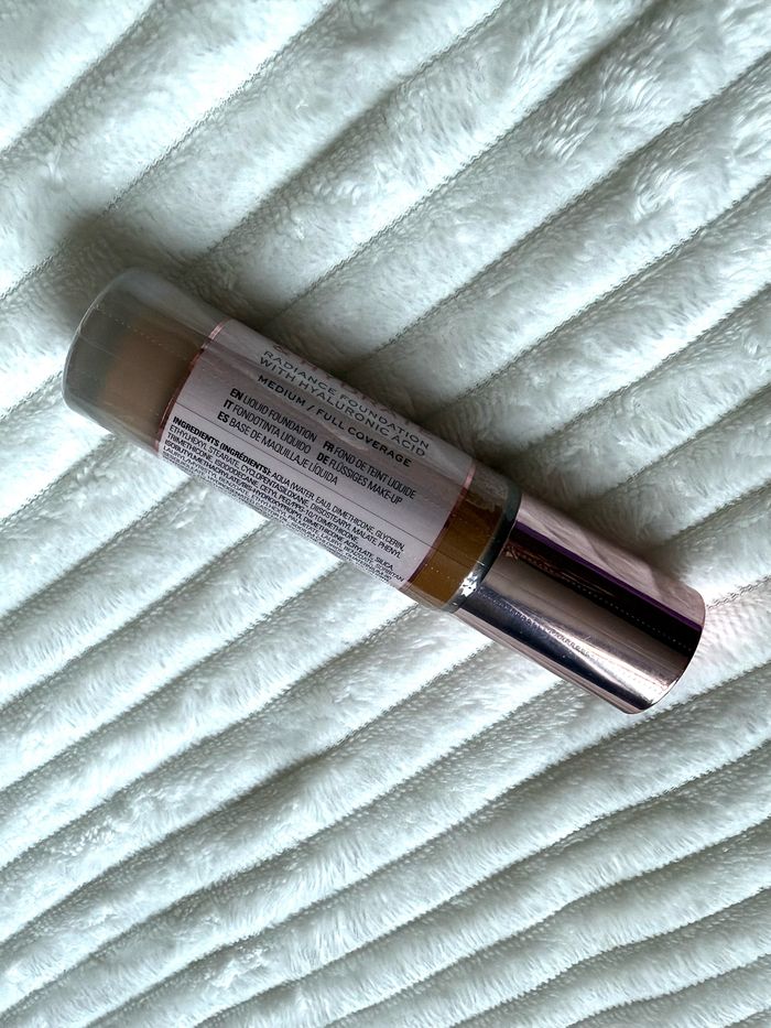 Fond de teint liquide Makeup Revolution - photo numéro 4