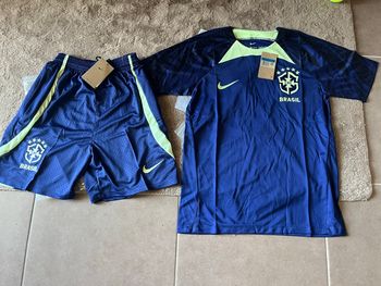 Ensemble  Nike Brésil 2026