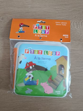 Livre de bain  p'tit loup à la ferme