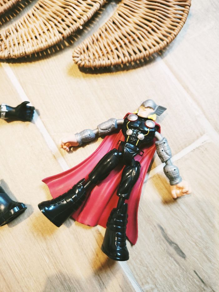 💫Lot de 3 Figurines Bend and Flex avec Thor Loki et Black panther Avengers - photo numéro 2