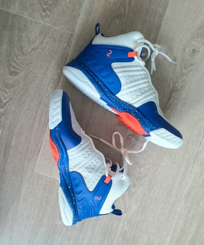 Chaussures de basket taille 38 - photo numéro 9
