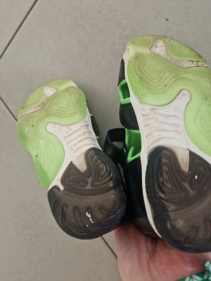 Chaussures ouvertes taille 26 - photo numéro 6