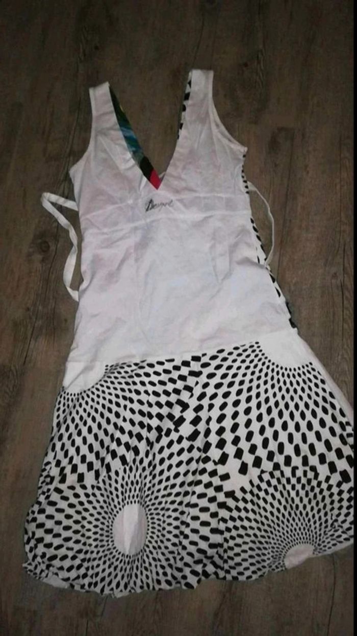 Robe  blanche d'été - photo numéro 2
