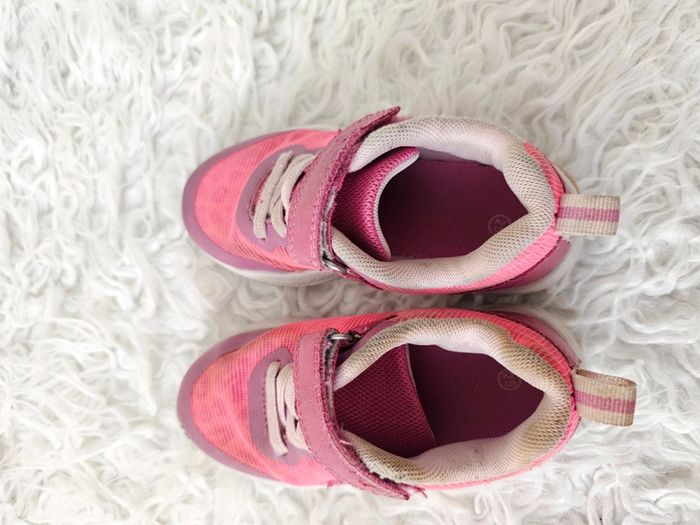 Baskets lumineuses rose taille 25 - photo numéro 5