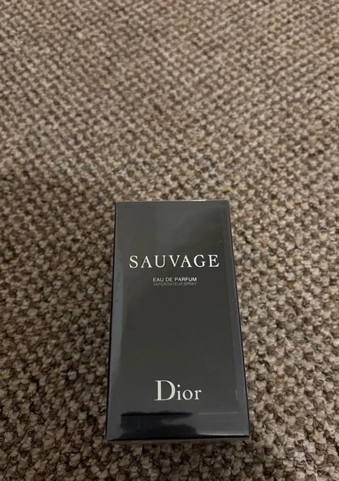 Neuf avec étiquette·Dior