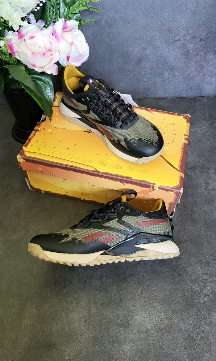 Jurassic World x Reebok X2 Nano Adventure Survival Kit - HQ6265 - Unisex - Size : 34.5 🌈 🌈 - photo numéro 2