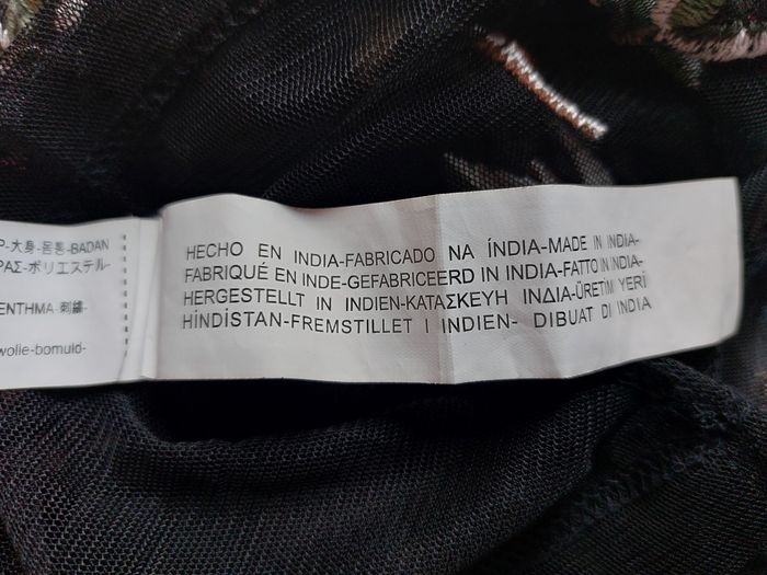 Top manches longues Zara résille noir broderies fleurs & oiseaux taille 36-38 - photo numéro 10