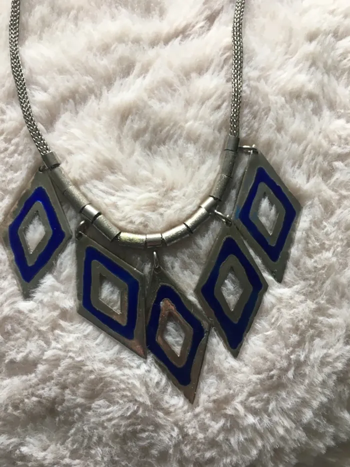 Collier - photo numéro 3