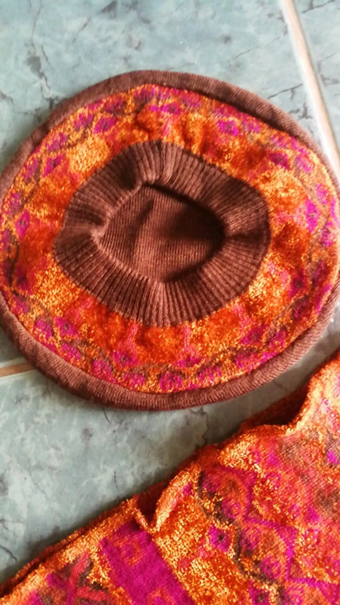 Jolie ensemble écharpe gants beret - photo numéro 2