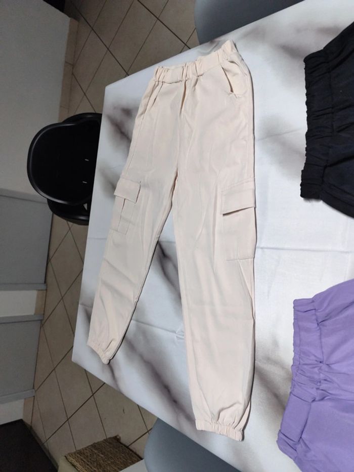 Lot de 3 cargos taille 9 ans shein - photo numéro 4