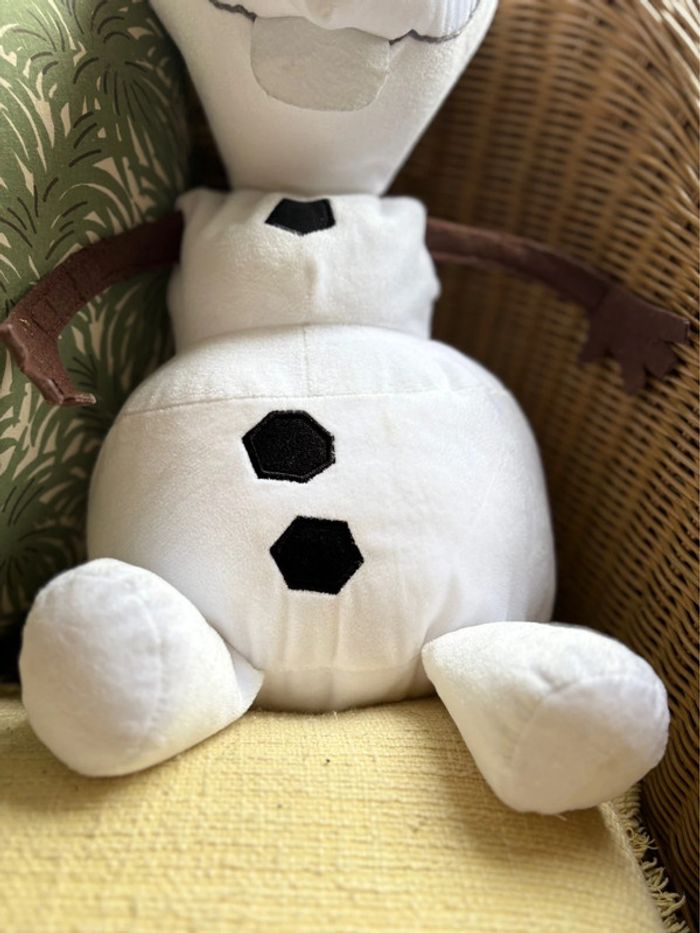 Peluche grand format Olaf Disney - 0+ - en parfait état - photo numéro 2