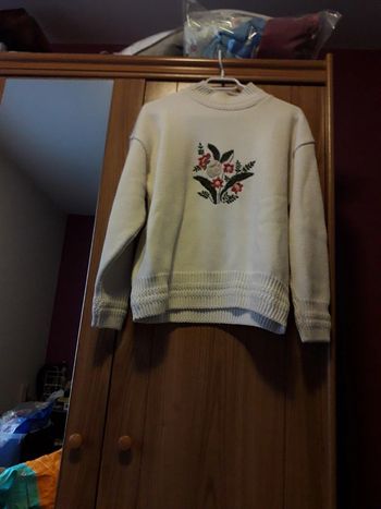 Pull chaud broderie fleur