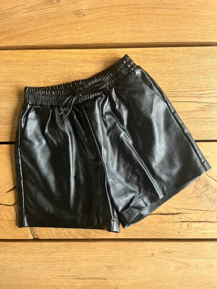 Short Molly bracken