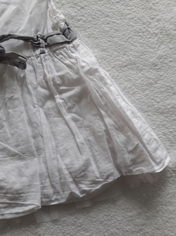 Robe blanche U tout petits 6 mois - photo numéro 8