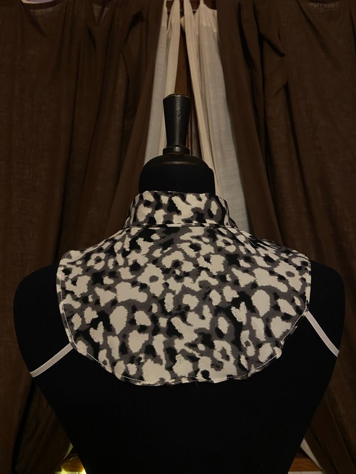 Faux col - photo numéro 2