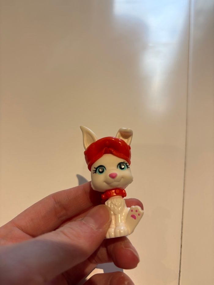 Figurine lapin blanc Polly Pocket - photo numéro 2