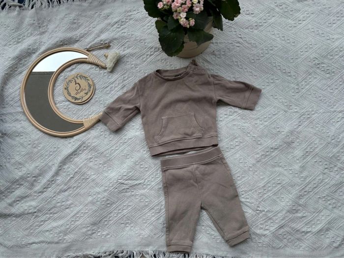Ensemble kiabi type survêtements, bébé garcon, taille 3 mois - photo numéro 4