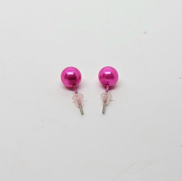 Paire de boucles d'oreilles. Neuve. Boule rose 3 - photo numéro 3