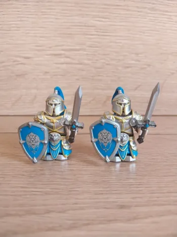 Figurines type lego 2 guerriers humains Warcraft